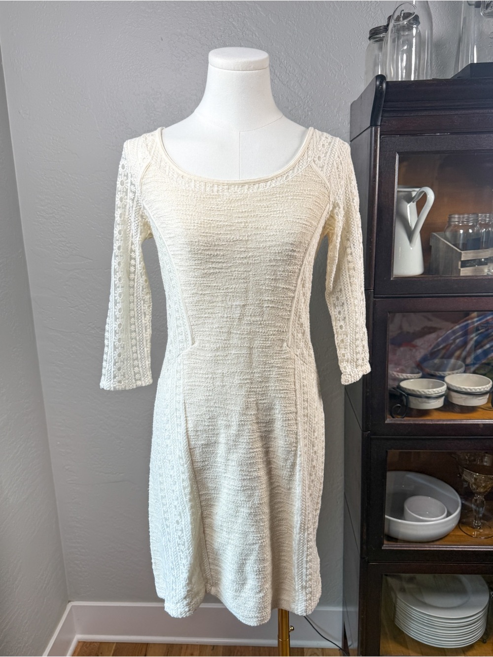 Bordeaux Ivory Lace Trim Textured Sheath Dress 3/4 Sleeve Size M